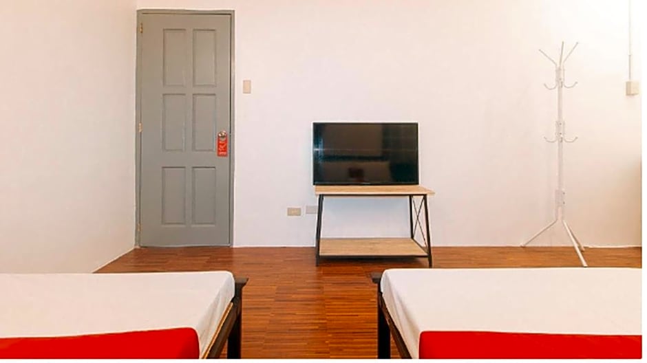 OYO 1087 Enrico's Place Kamias