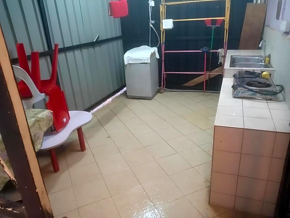 Natol Budget Homestay Rock Road