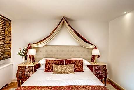 Superior Double Room with City View