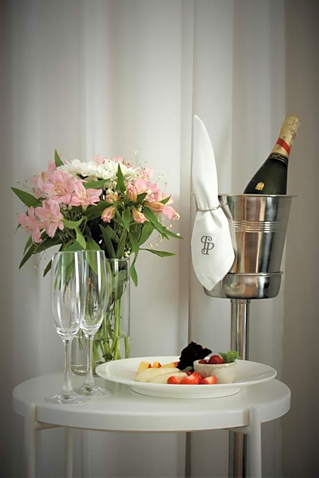 Platinum Palace Residence Boutique Hotel