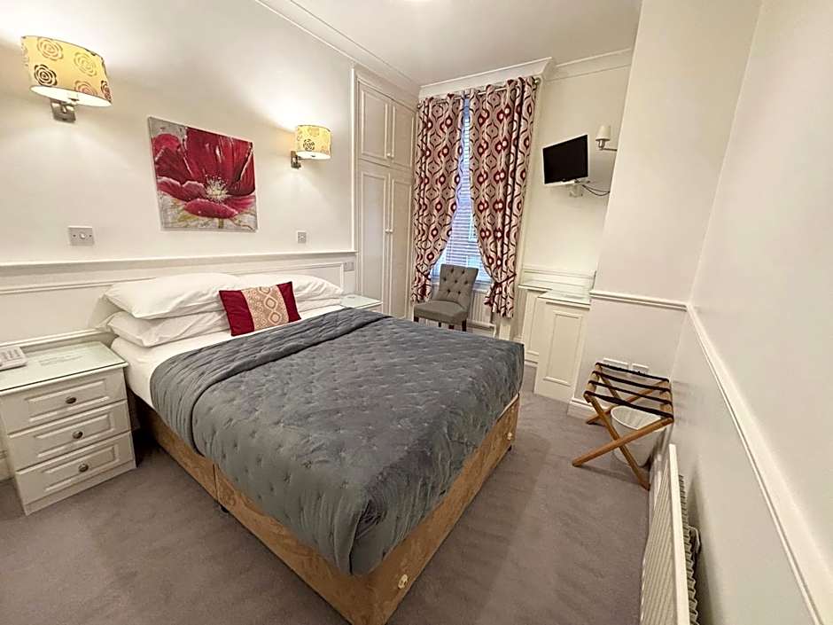 Dergvale Hotel