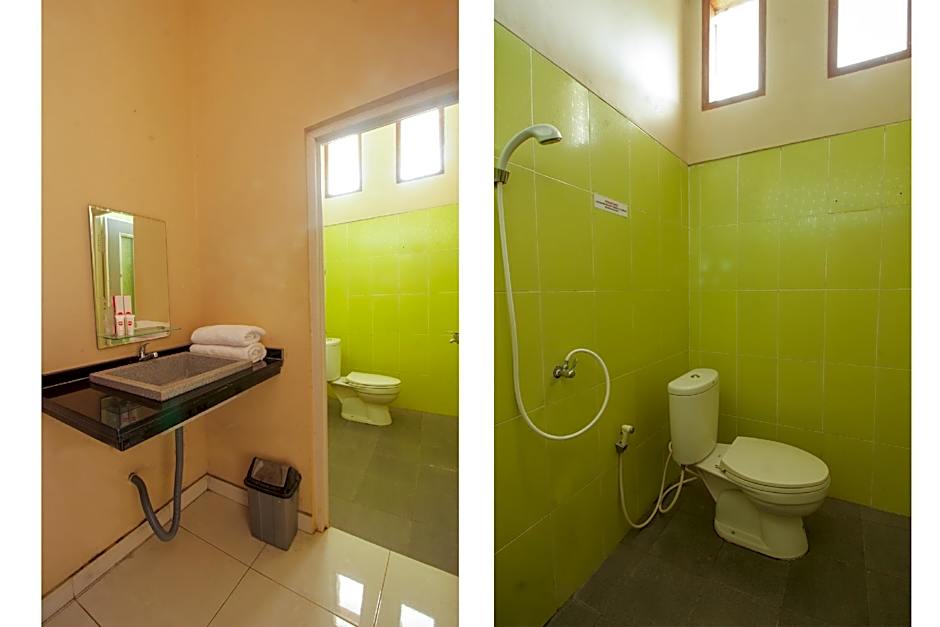 OYO 820 Abad Baru Hotel