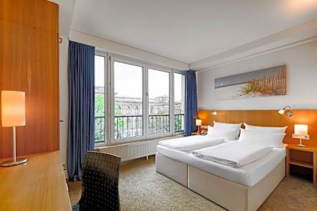 Comfort Twin Room