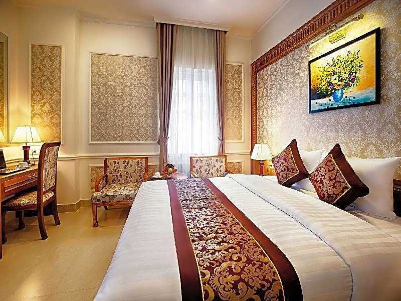 Riverside Hotel Quang Binh
