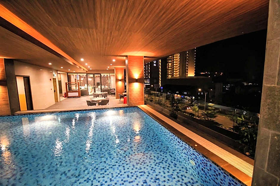 Asialink Hotel by Prasanthi