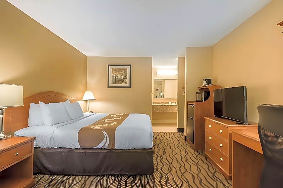 The Riverstone Hotel