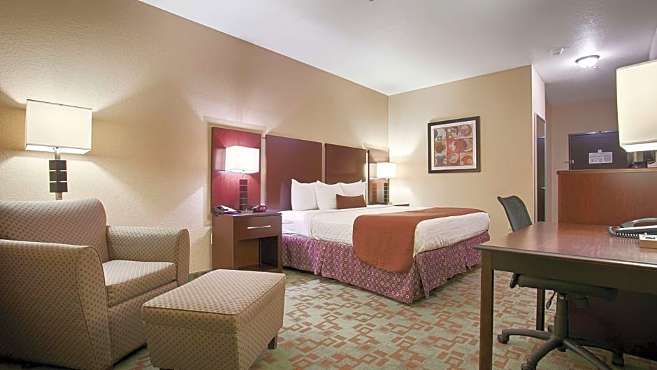 Best Western Plus Eastgate Inn & Suites