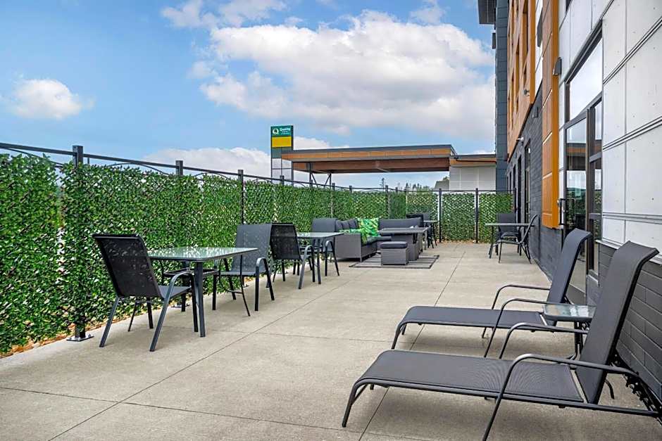Quality Hotel & Conference Centre
