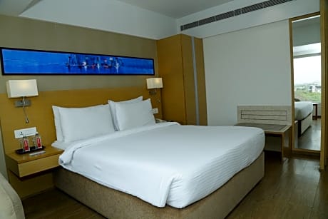 Superior Double or Twin Room (15% discount on food and soft beverage)