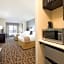 Holiday Inn Express & Suites Denver South - Castle Rock By IHG