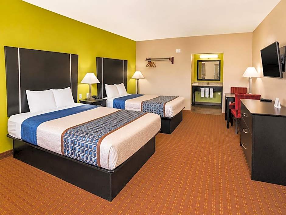 Rodeway Inn Dilley I-35
