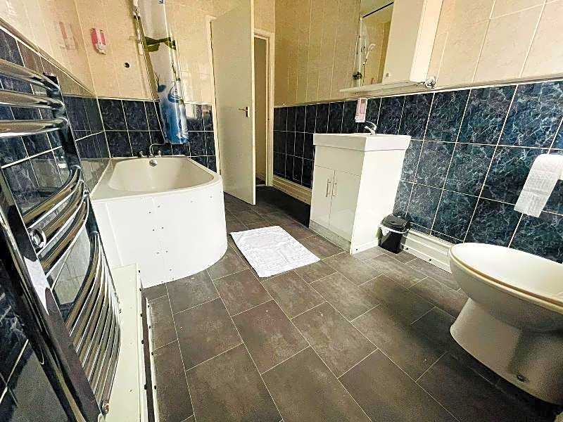 OYO Star Hotel South Leicester