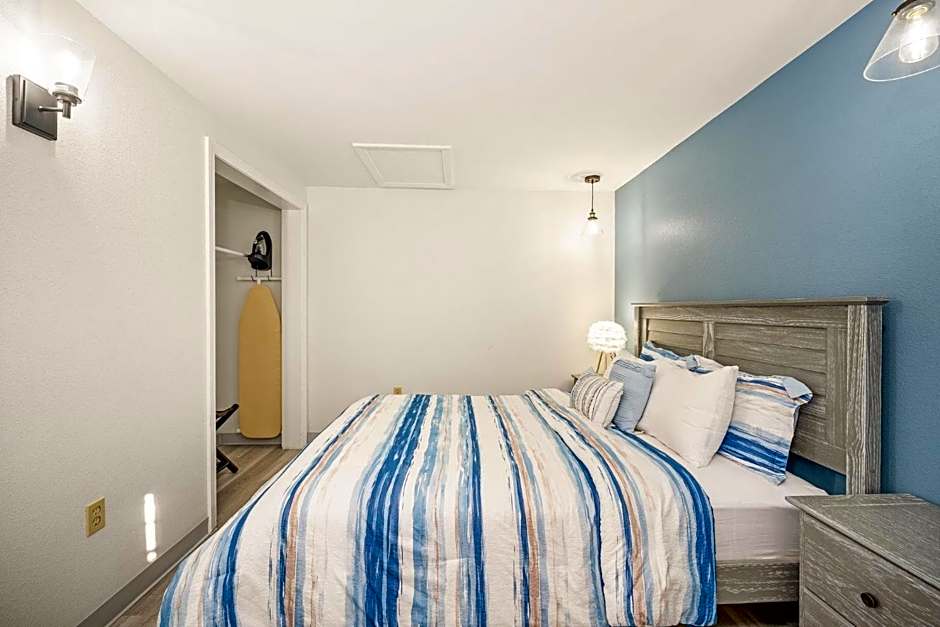 Founder's Brook Motel and Suites