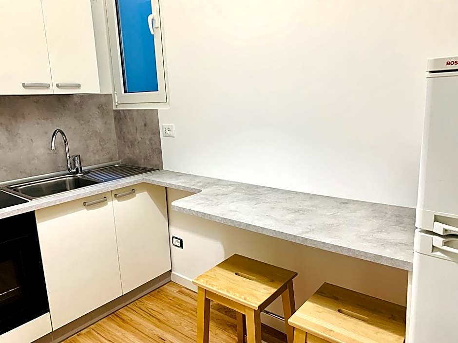 Front Lake Apartment Bardolino