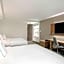 Courtyard by Marriott Raleigh Cary/Parkside Town Commons