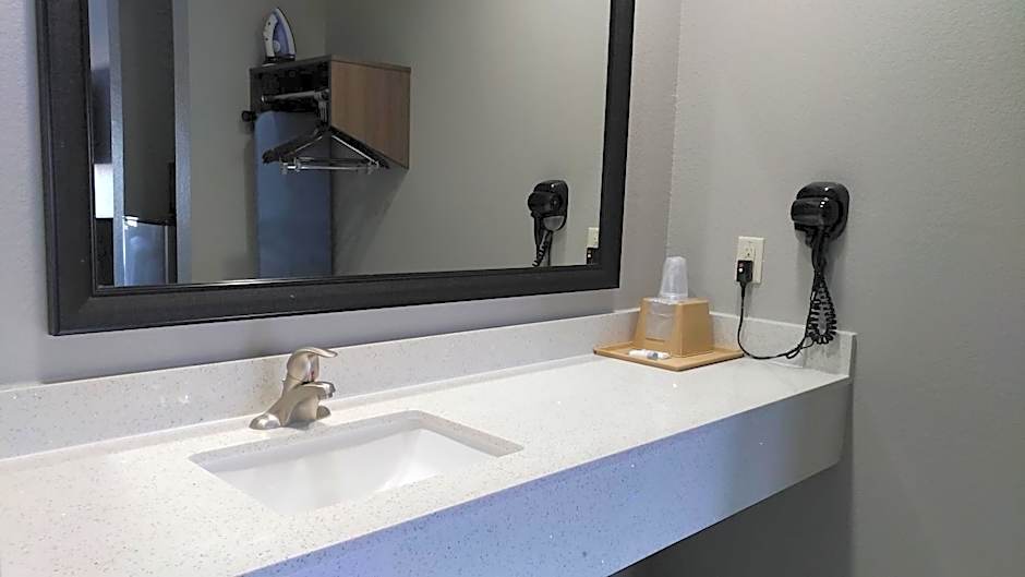 Haven Inn & Suites Downtown Houston.