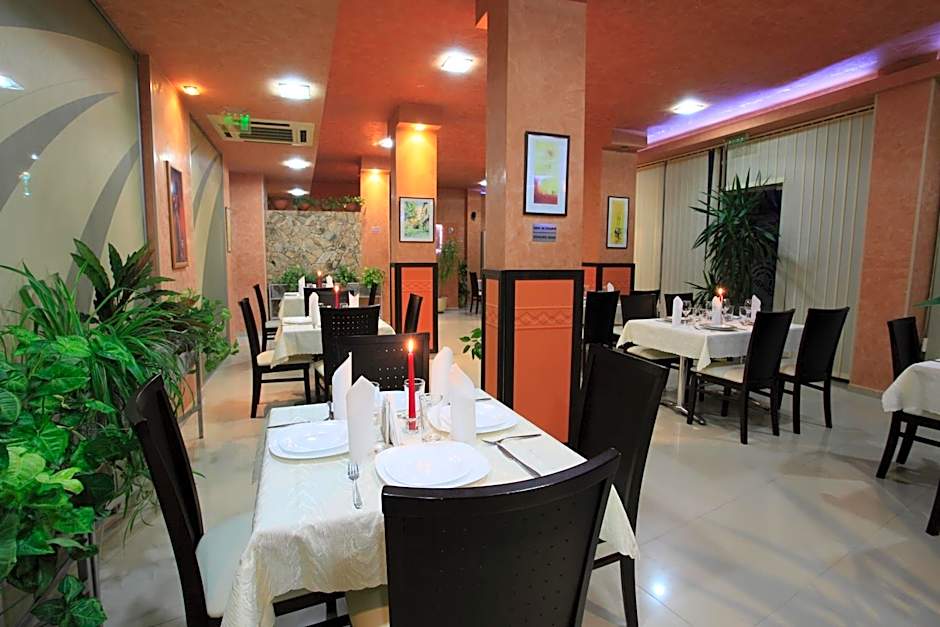 Rainbow 2 Holiday Complex