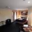 Cotswold Motor Inn