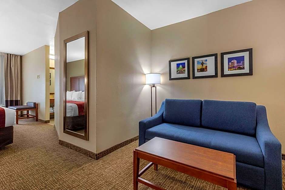 Comfort Inn & Suites Montgomery East Carmichael Rd