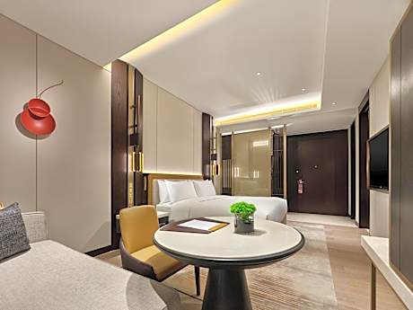 King Room - Mobility Accessible