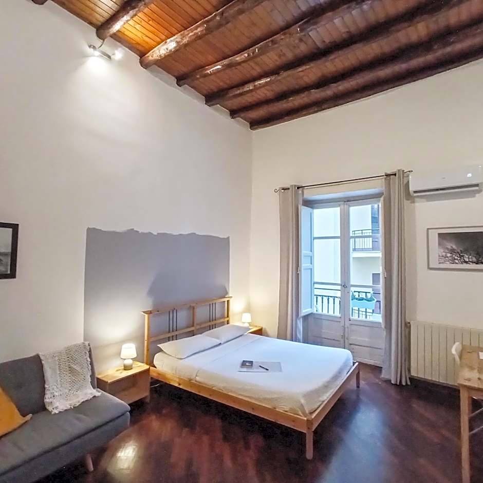 B&B Bandiera 77