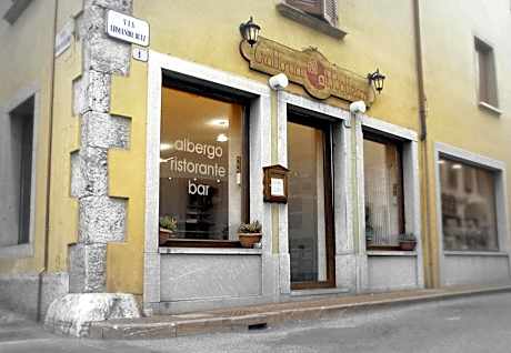 Al Bottegon