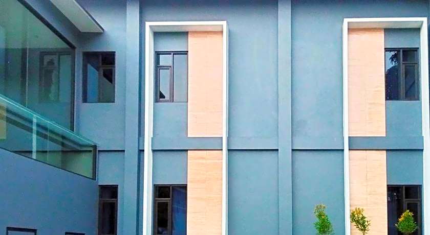 RedDoorz @ Hotel DPraya Pati