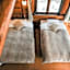 Hakuba Pension & Log Hotel Meteor