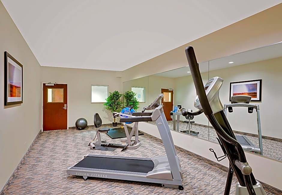 Microtel Inn & Suites by Wyndham Geneva