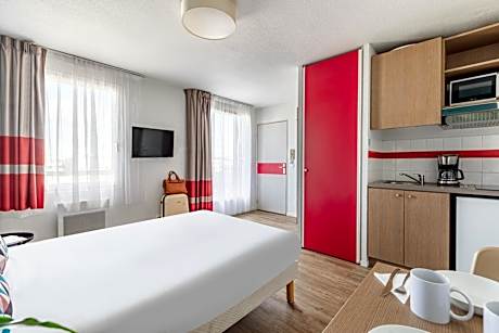 Superior Studio with Terrace