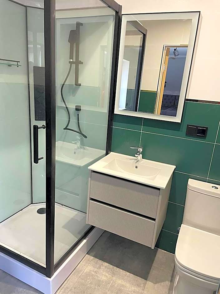 Naktsmītne - Fišers