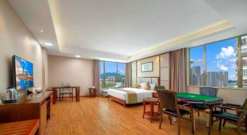 Zhonglian Harbor Hotel