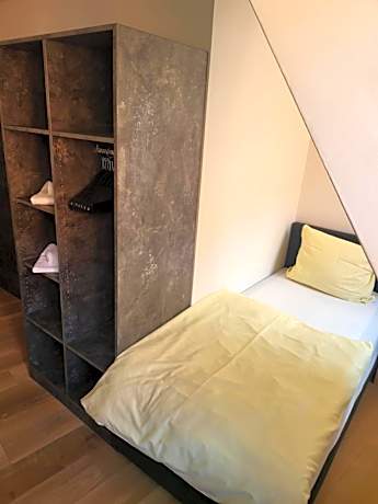 Double or Twin Room with Shower