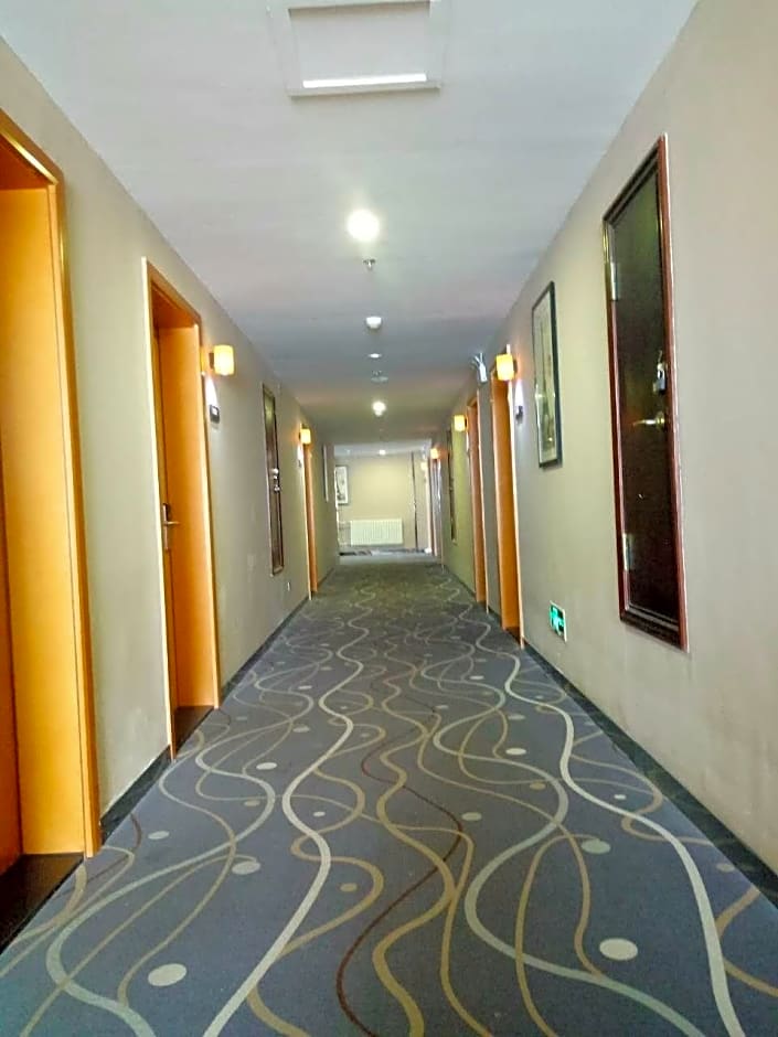 7 Days Premium·Weihai High-speed Rail Station Bathing Beach