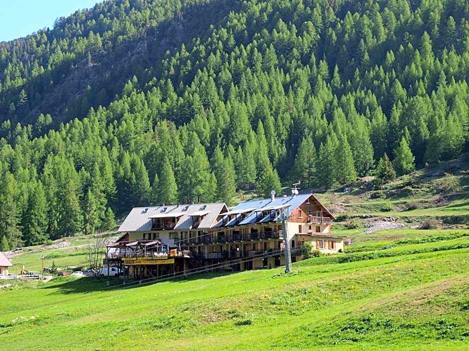 Logis Hôtel Spa la Cascade