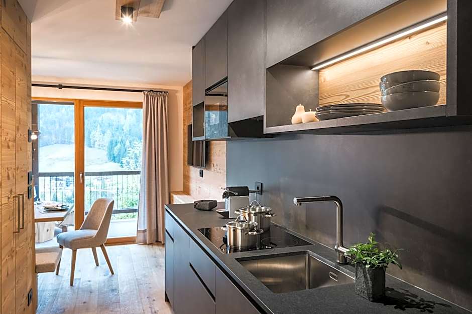 Les Dolomites Mountain Lodges