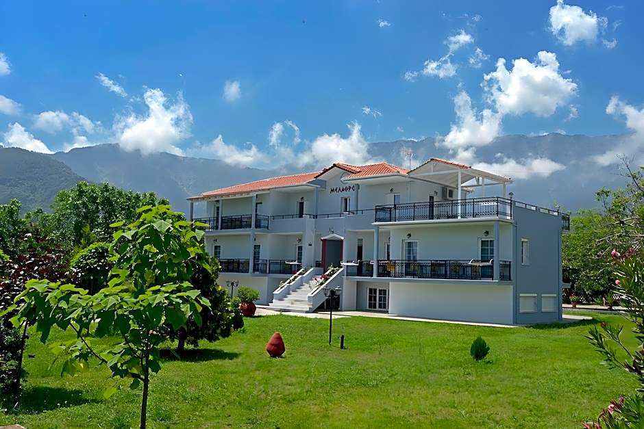Melathron Rooms & Apartments