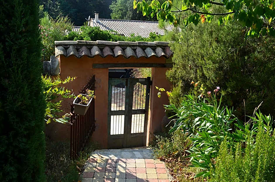 Studios et Gite La Sauvasse