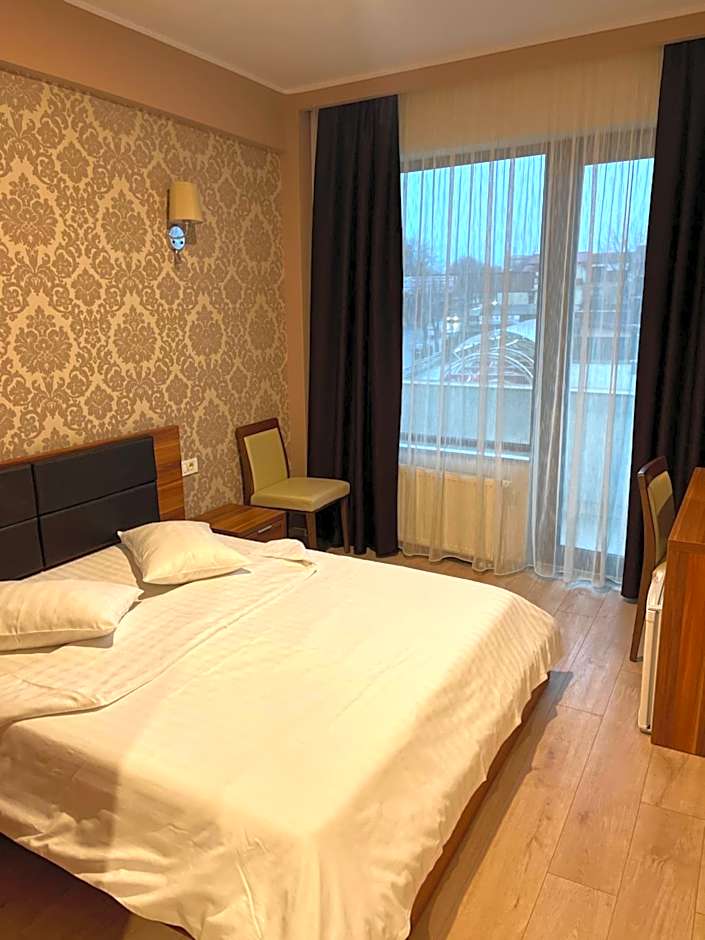 Star Hotel
