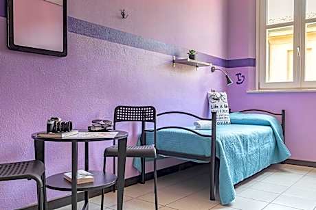 1 Person in 3-Bed Dormitory - Female Only