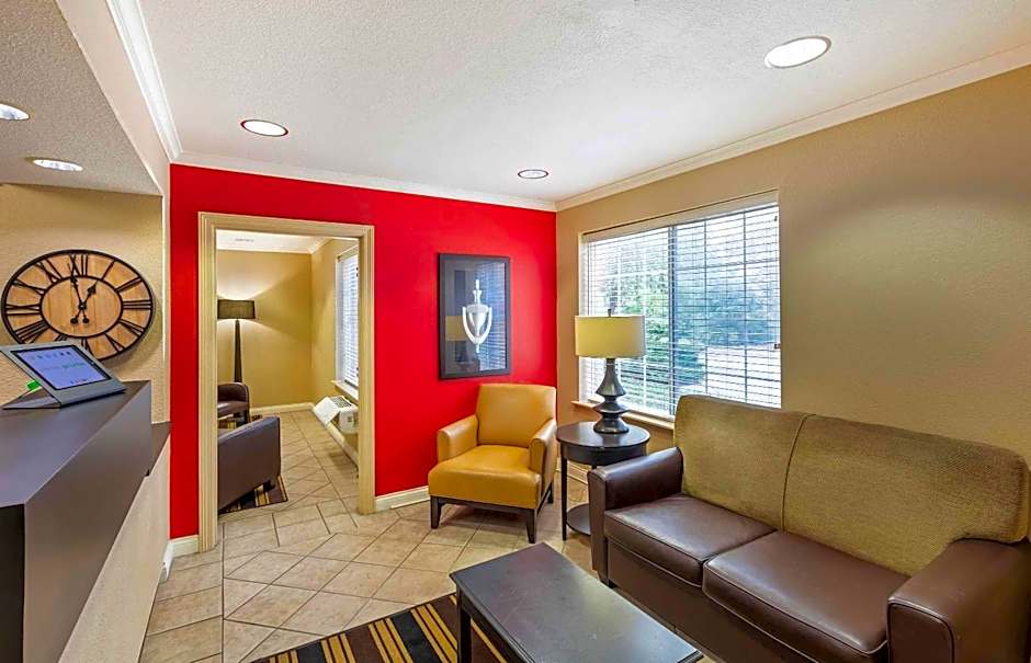 Extended Stay America Suites - Milwaukee - Brookfield