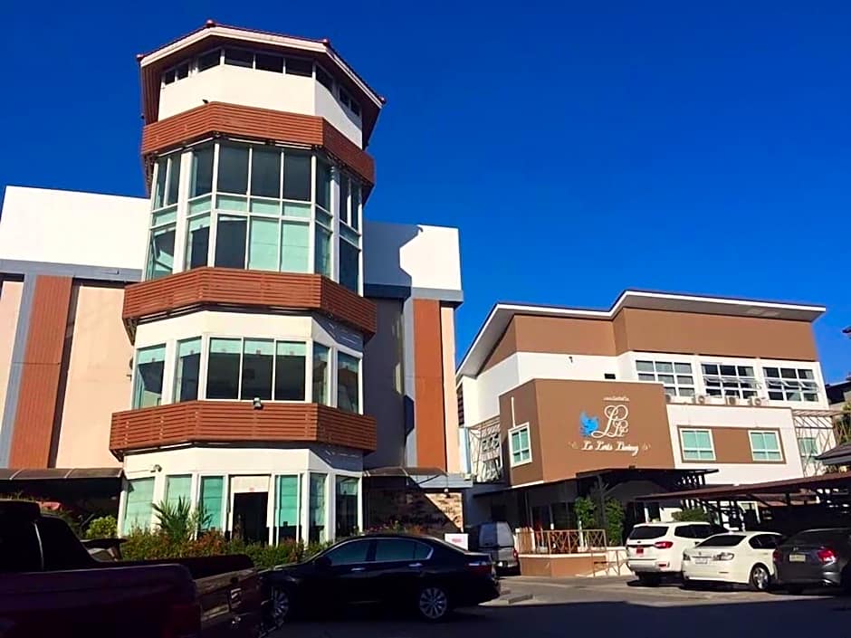 Hotel Le Lerts Living
