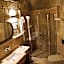 EVANTHIA CAVE SUITES