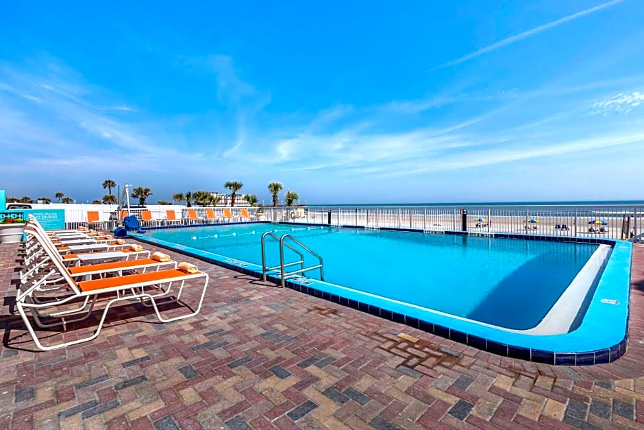 Comfort Inn & Suites Daytona Beach Oceanfront