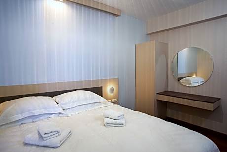 Mountain View Double