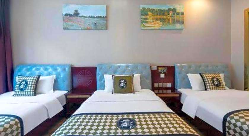 Mount Emei Happy Hotel