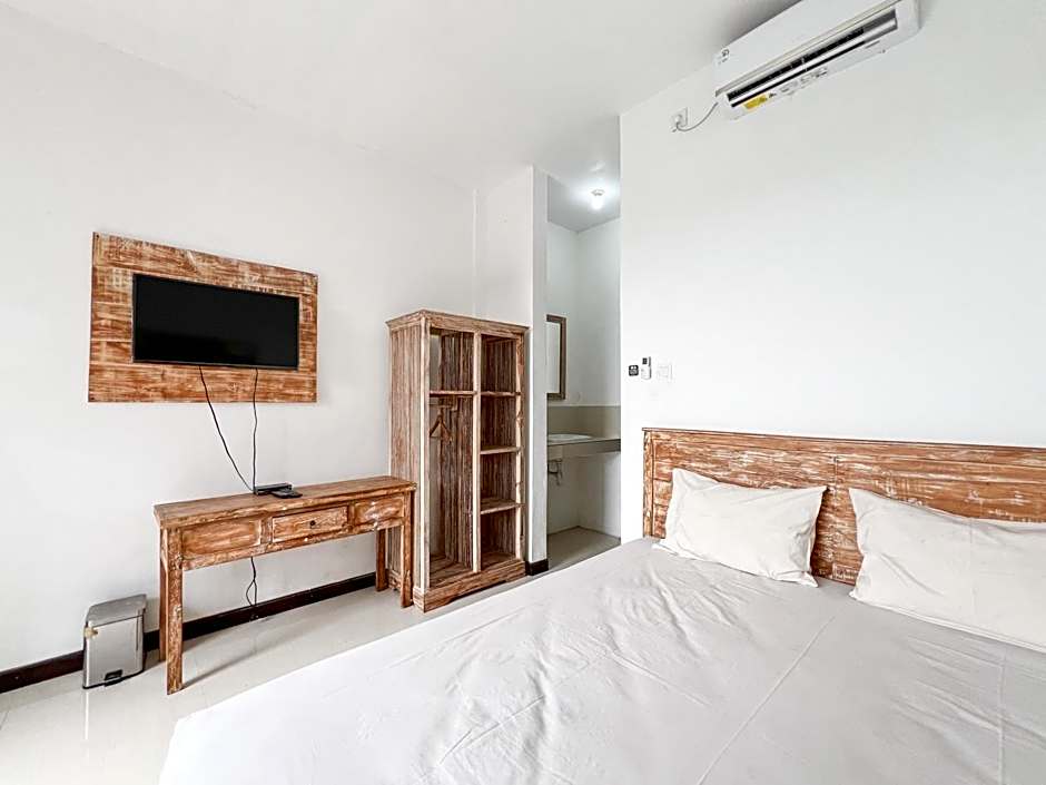 Kanha Homestay near Pantai Pandawa RedPartner