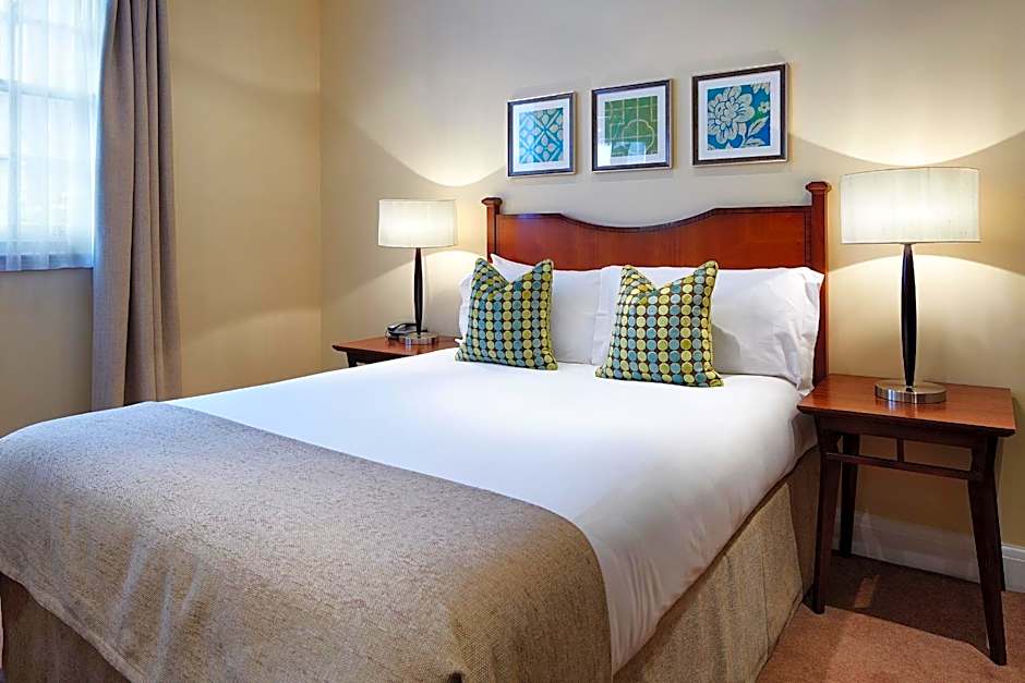 Sir Christopher Wren Hotel & Spa