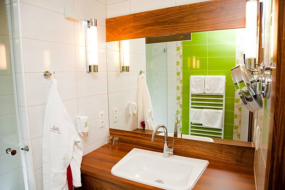 Hotel-Restaurant Teuschler-Mogg Bad Waltersdorf inklusiv Genusscard