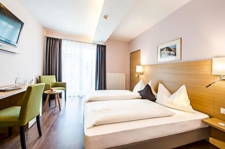 Superior Double Room with Balcony